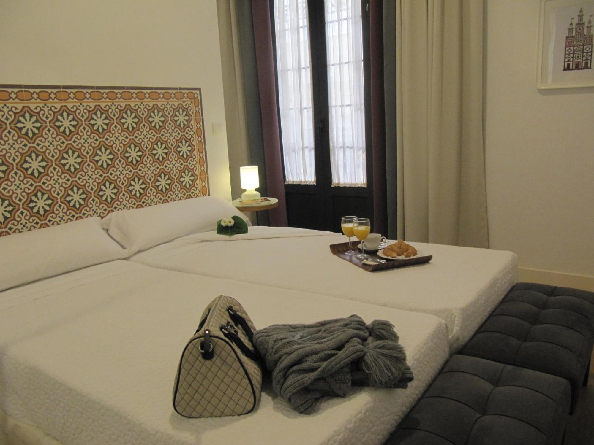 Life Apartments Alberto Lista Севилья Номер фото