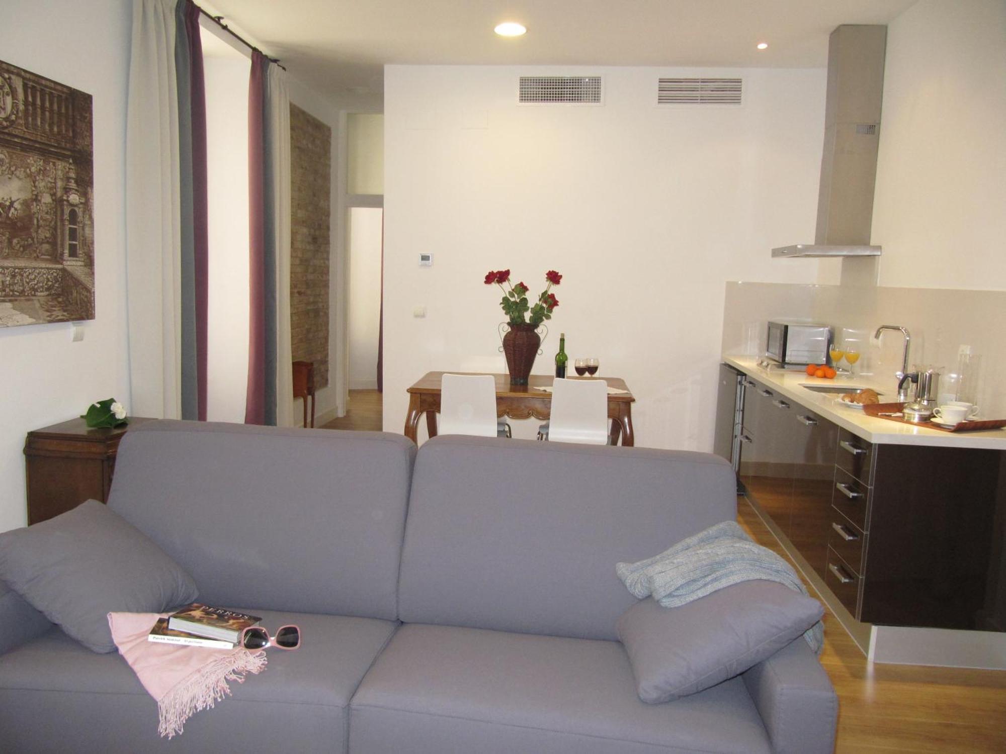 Life Apartments Alberto Lista Севилья Номер фото